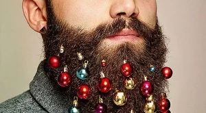 Коледни играчки за брада