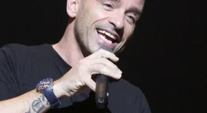 Билет за Рамацоти и биографията  му на специална цена