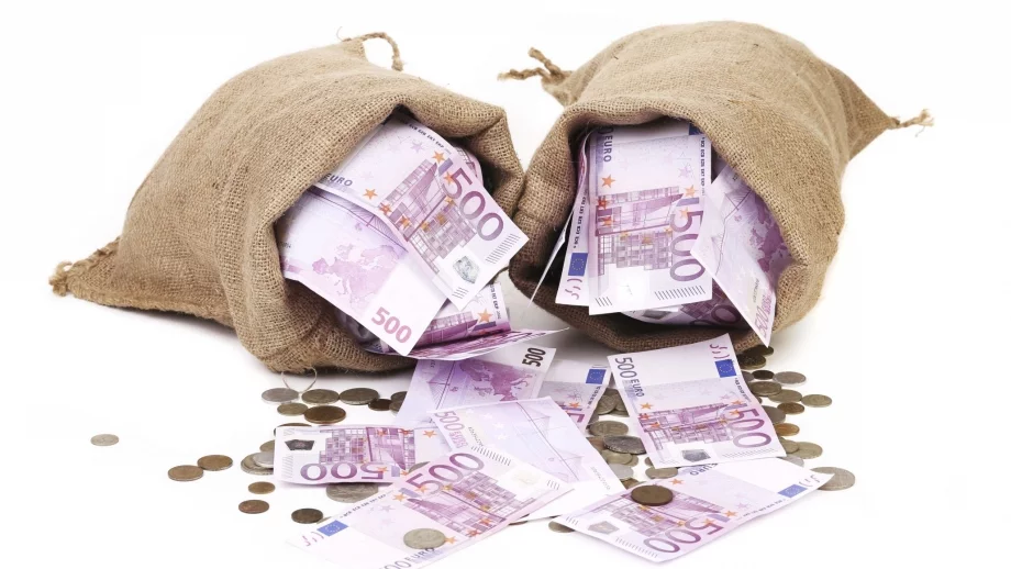 Рускиня взела назаем 160 млн. рубли и изчезнала
