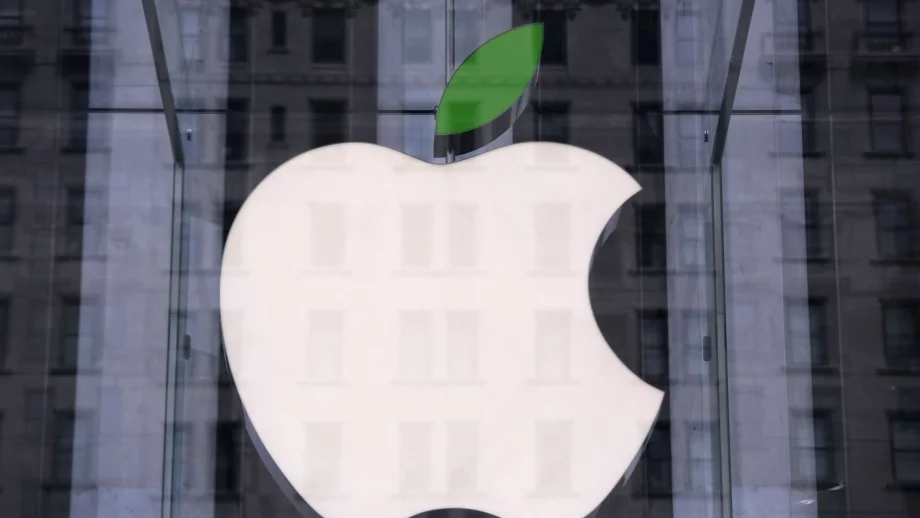 Apple се дръпна от Русия заради рублата