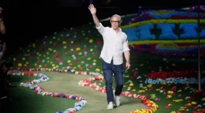 Дизайнерът Томи Хилфигер в ново амплоа