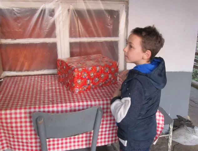 100 деца от Хитрино ще получат новогодишни подаръци от БЧК