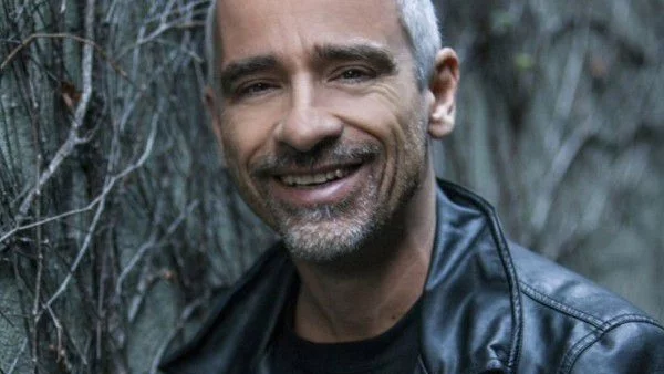 Пускат допълнителни билети за Ерос Рамацоти