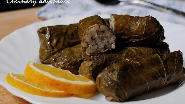 Постни лозови сарми