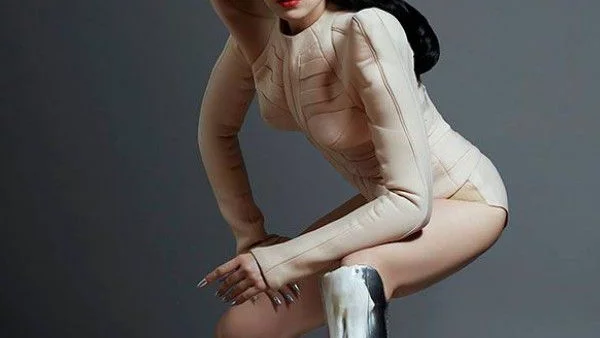 Еднокрака певица иска да вдъхнови света