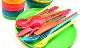 Как ни вредят пластмасовите чинии 