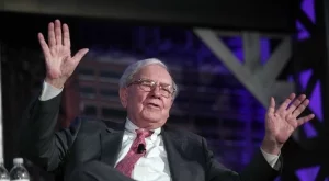 Уорън Бъфет съветва: Какво да правим с парите си тази година