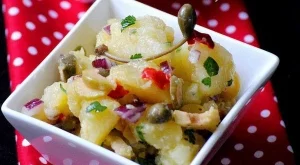 Картофена салата с маслини