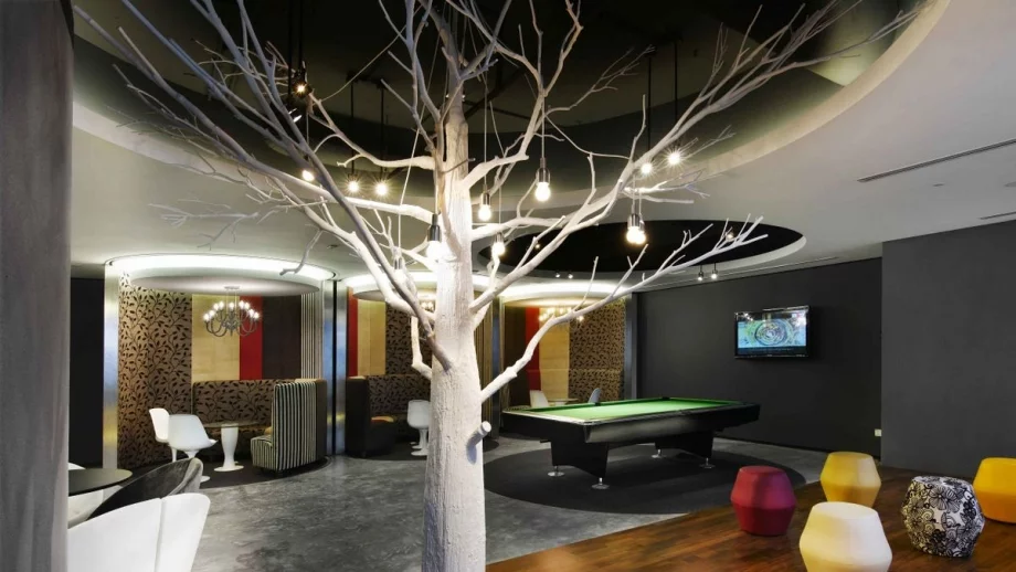 Разходете се из: Впечатляващите офиси на Ogilvy & Mather 