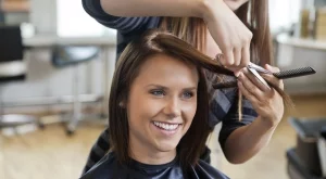 Данъчните взеха на мушка фризьори и козметици 