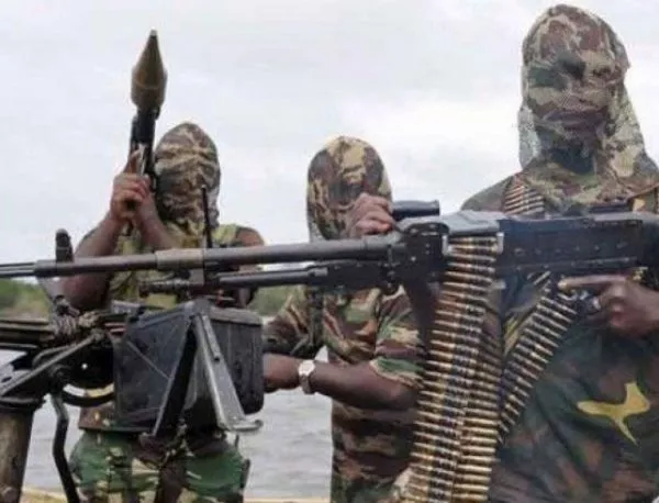 Унищожени 10 бази на "Боко Харам" в Нигерия