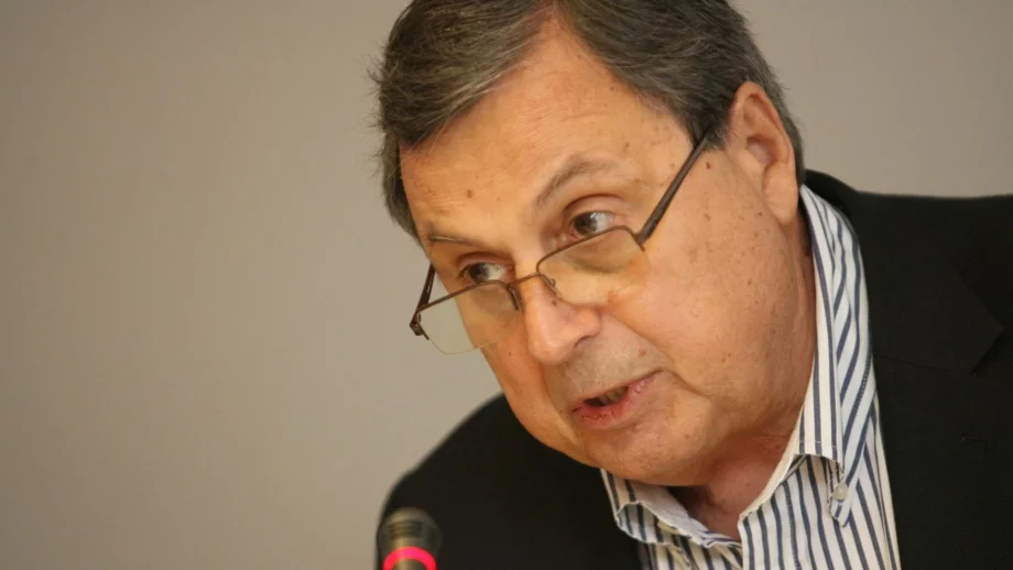 Данев: Икономиката ни не е ефективна, затова заплатите не са високи 