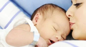 Жените с пищни дупета раждат по-умни  деца