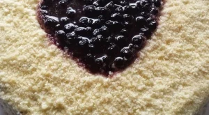 Френска селска торта с кленов сироп и бадеми