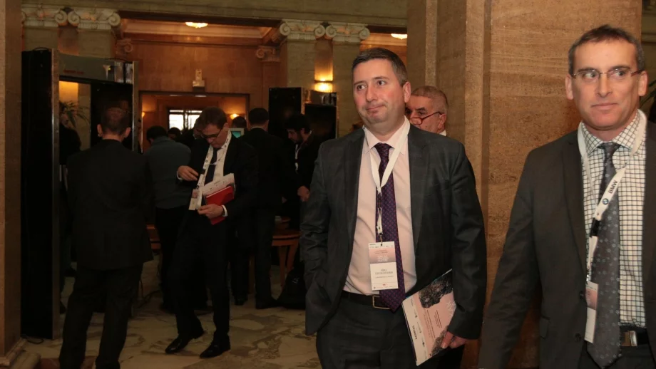 Прокопиев: Хората, които движат прогреса на България, са непредставени в парламента