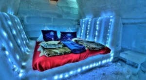 Леденият хотел в Румъния отново отвори врати (снимки)