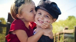 Момченце съветва как да разбираш жените