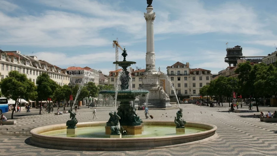 Португалия се радва на рекордни приходи от туризъм 