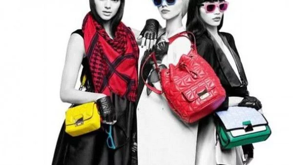 Кендъл Дженър позира за Лагерфелд