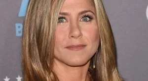 Дженифър Анистън страда  от дислексия