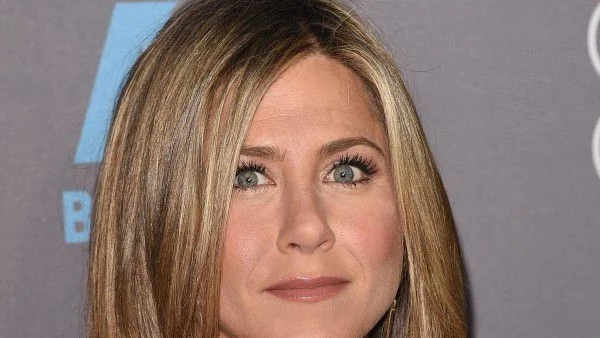 Дженифър Анистън страда  от дислексия