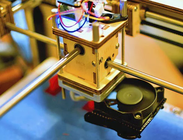 Столично училище вкара 3D принтер в часовете