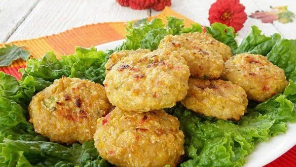 Пилешки кюфтета с киноа