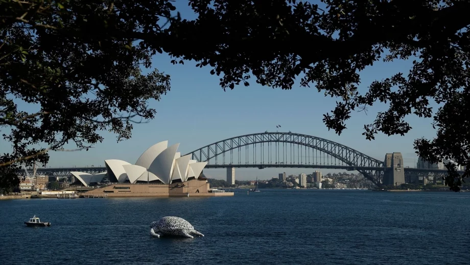 Спад на австралийския долар