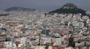 Коронавирусът удари и "златните визи" в Гърция 