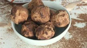 Сладки топчета с течен шоколад