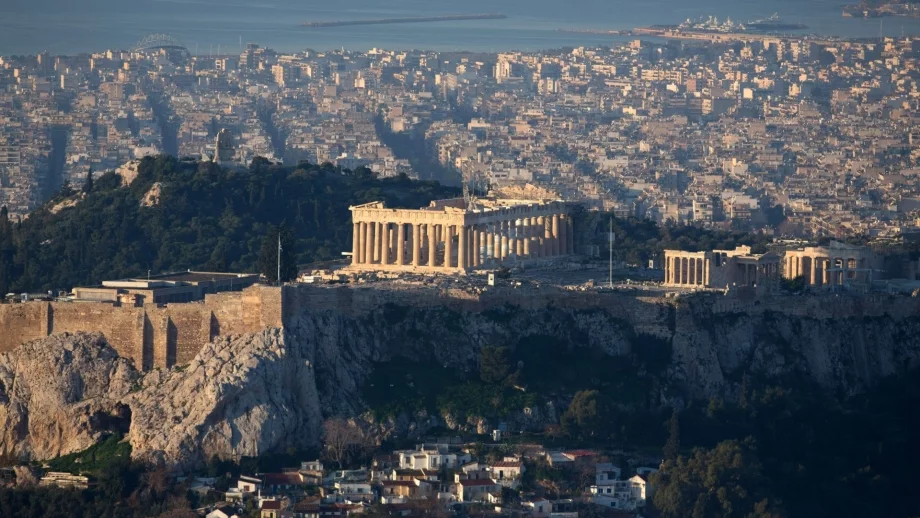 Германия настоява гръцкият парламент да одобри реформите до понеделник