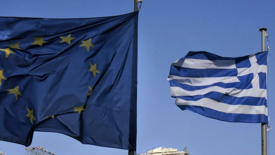 Кредиторите ще преведат 12 млрд. евро на Гърция 