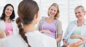 Повече срещи на училище за бъдещи мами "Чакам бебе“