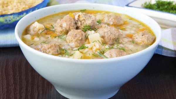 Супа топчета