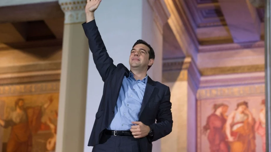 Гърция няма да остане без пари, успокоява Ципрас