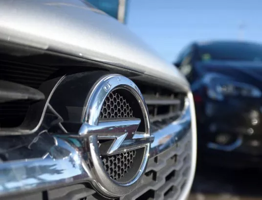 Peugeot-Citroen купи Opel