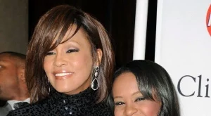 Откриха дрога в дома на Боби Кристина Браун