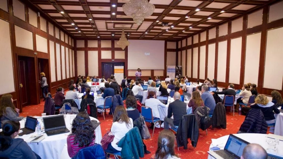 Научете как да пишете за уеб