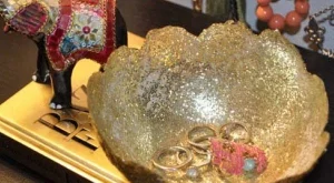 Блестяща купа от балон