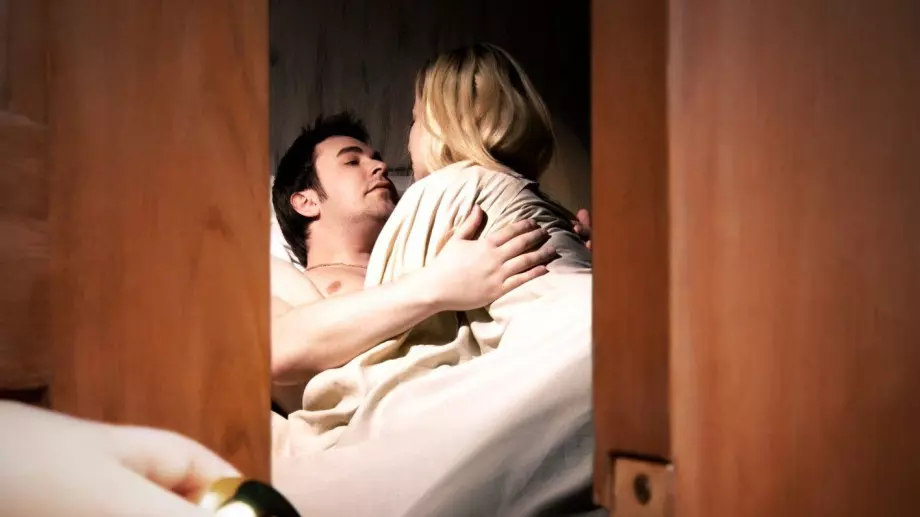 Виц за днес: Жена хваща мъжа си в изневяра 