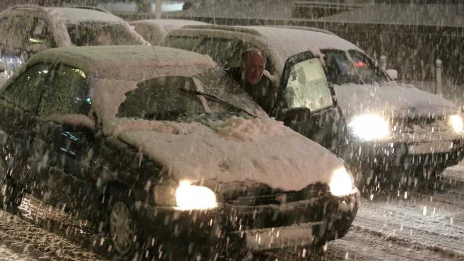 АПИ: Тръгвайте с автомобили, подготвени за зимни условия 