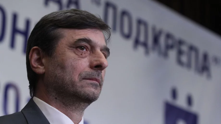 Лидерът на КТ "Подкрепа": Работодателите се простреляха в крака за добавката за стаж