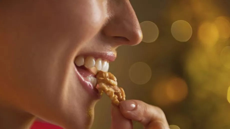 Защо да хапвате повече орехи