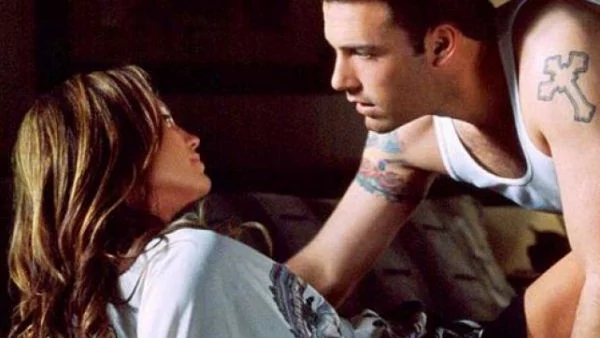 Мъжете или жените са по-самовлюбени?