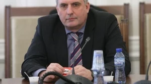 2015/02/18/0748380001424270729