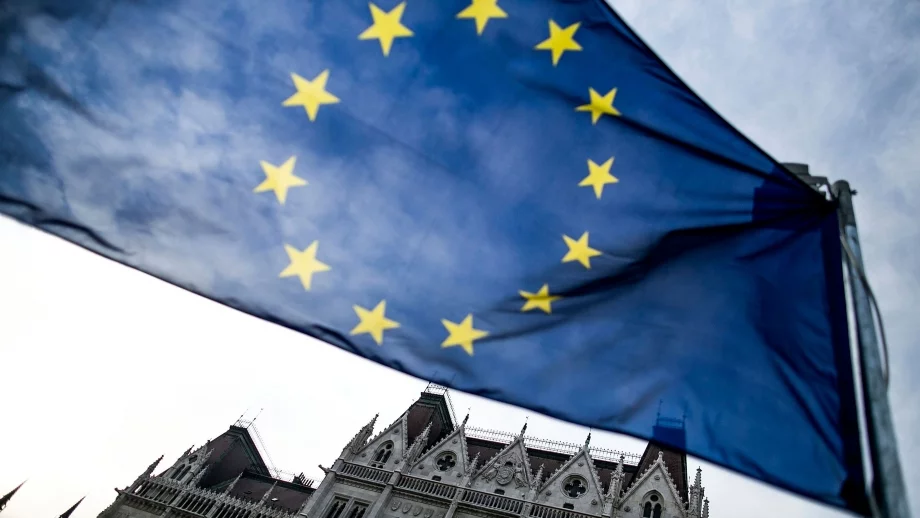 Европейските санкции срещу Русия остават в сила поне до края на 2015