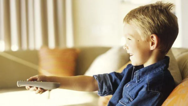 Българските деца гледат най-много телевизия