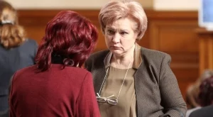 Стоянова: Квесторите в КТБ управляват нещо, което вече не е банка