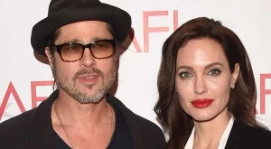  Анджелина за мастектомията: Беше плашещо, но Брад беше до мен