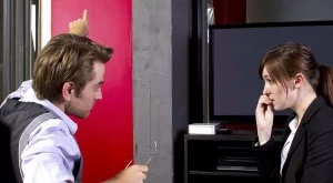 Забавни извинения за закъснение за работа